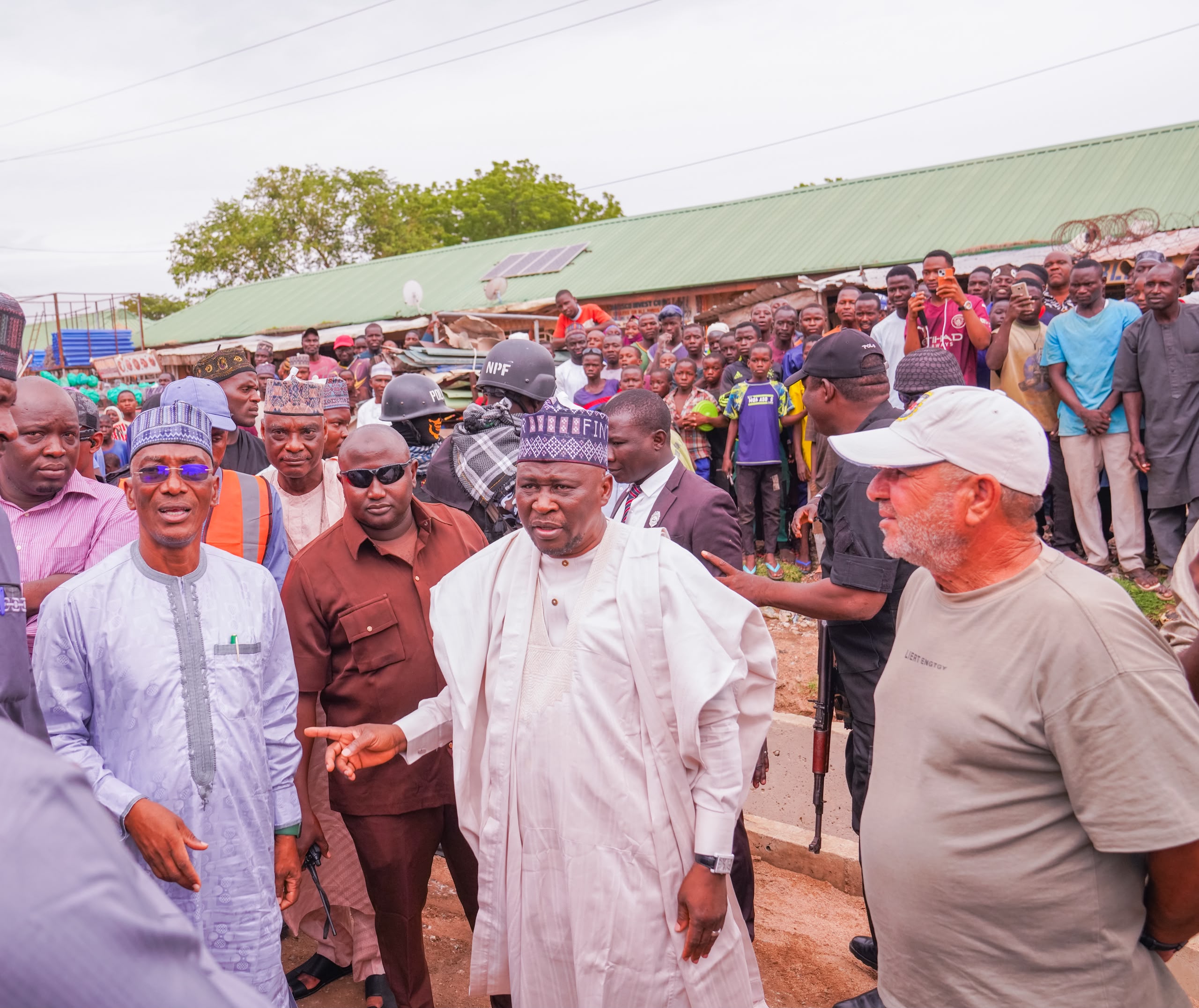 Governor Fintiri Inspects 7km Mubi Township Road Projects, Commends Progress